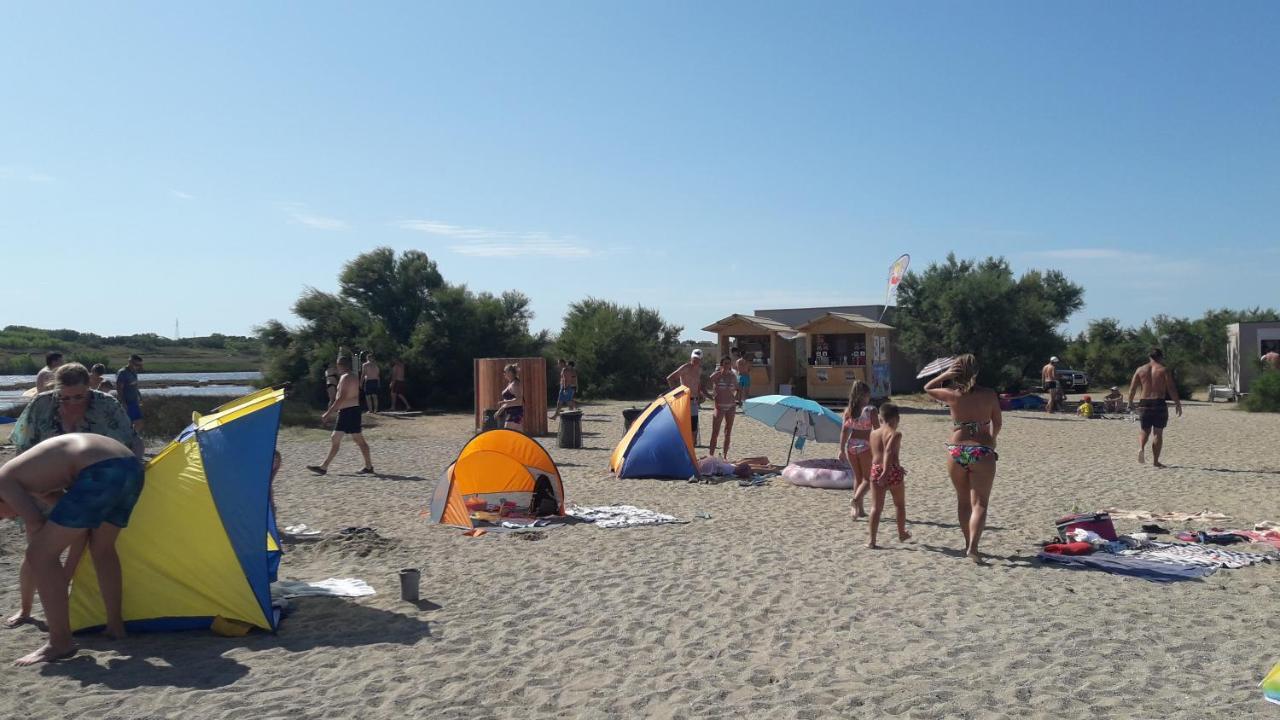 Apartmani Mira Нин Екстериор снимка