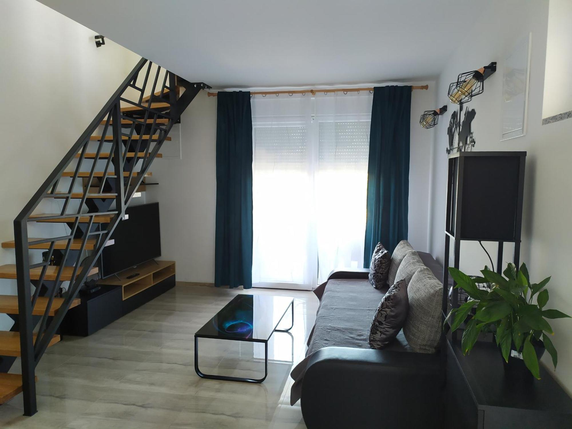 Apartmani Mira Нин Екстериор снимка