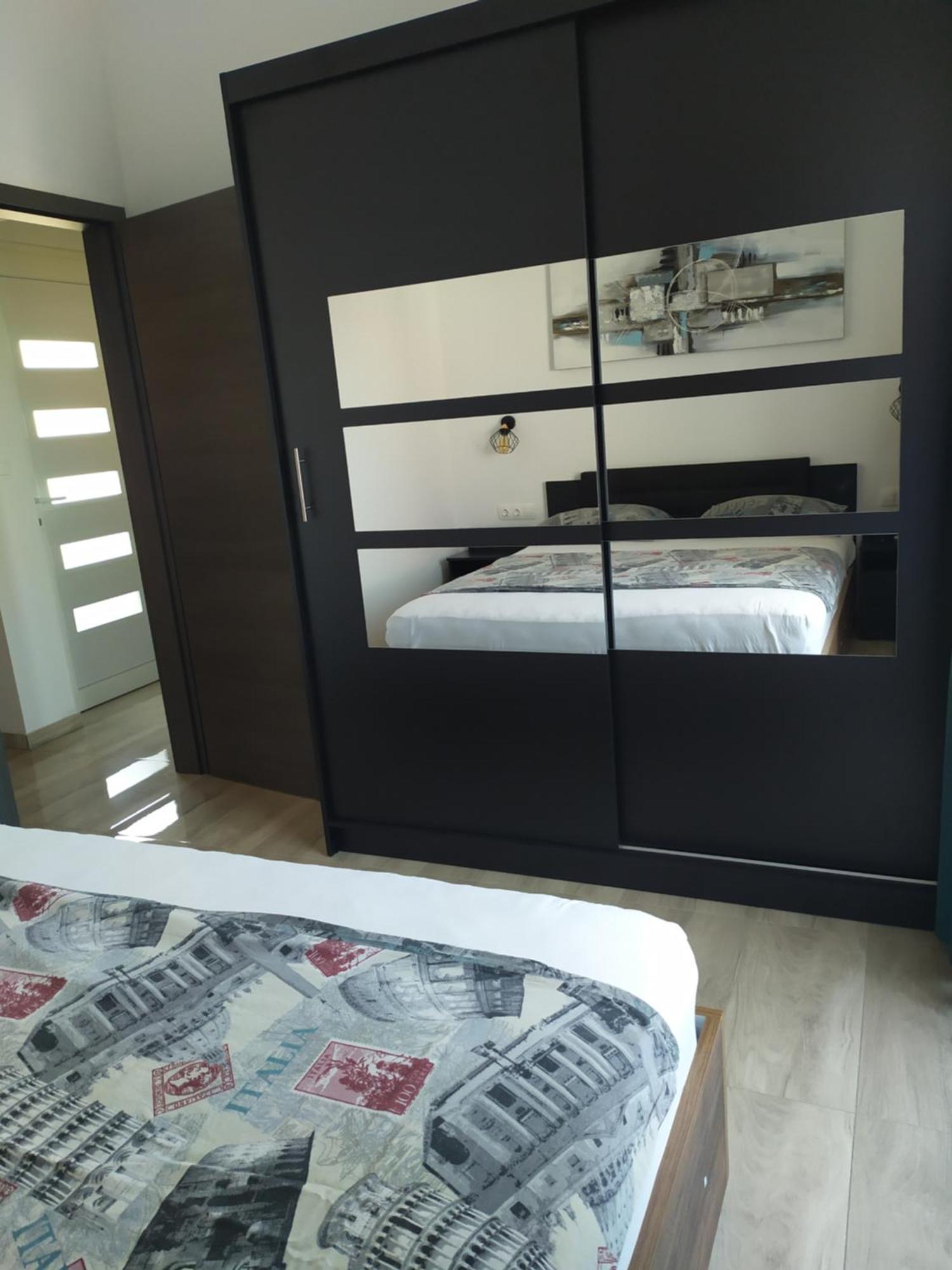 Apartmani Mira Нин Екстериор снимка